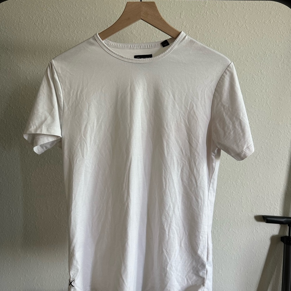 Cuts Clothing AO Curve Hem Tees. Various colors. Small.